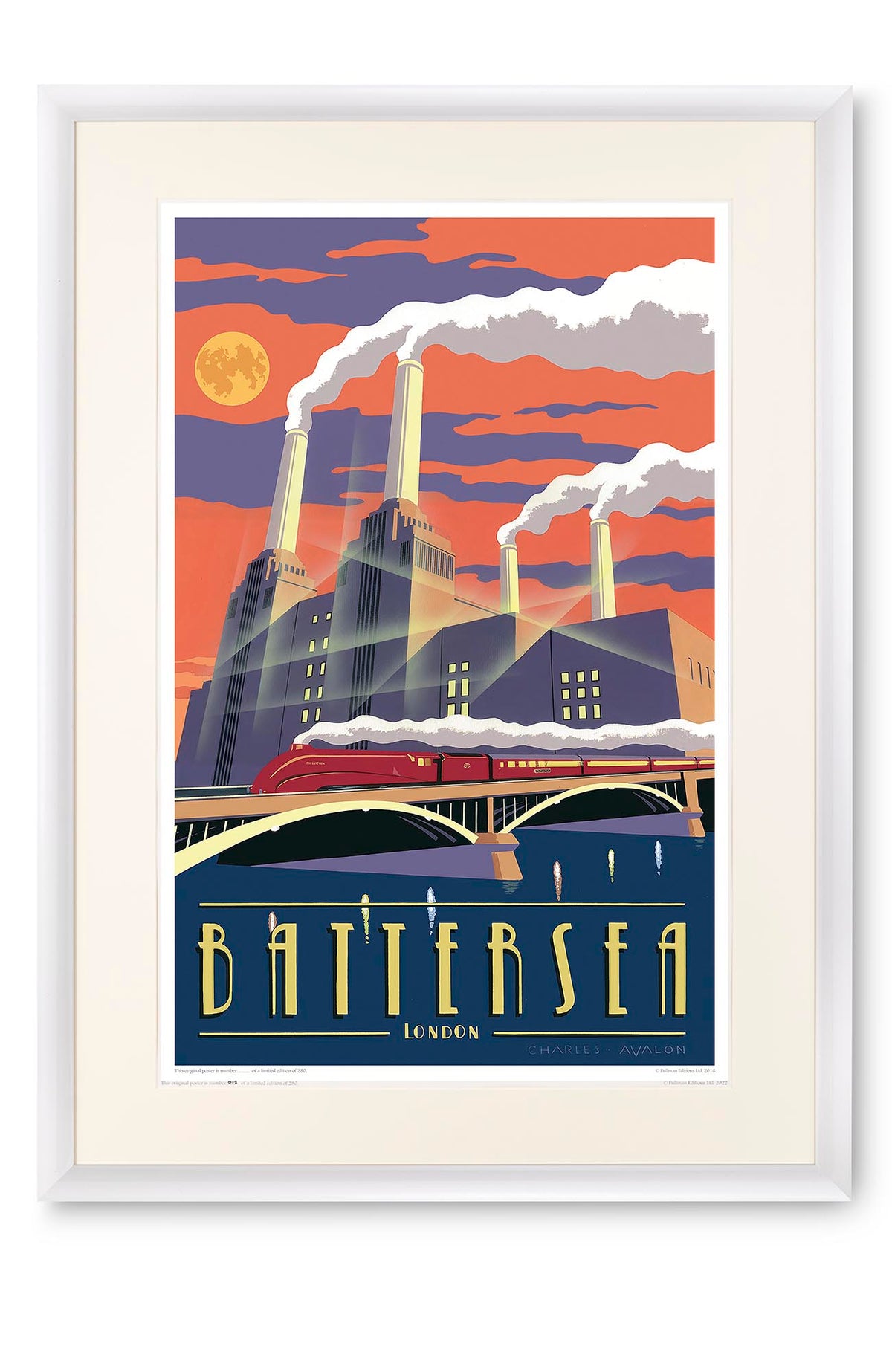 Curved white lacquer